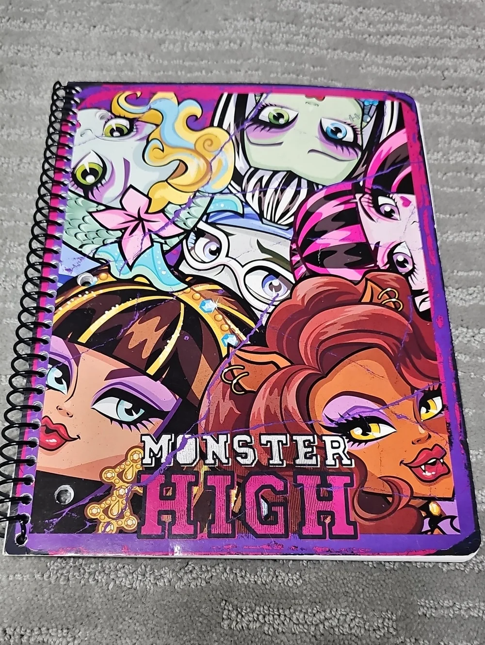 NWOT Monster High Y2K Mattel 2014 Skullette Gloves Mittens & Notebook